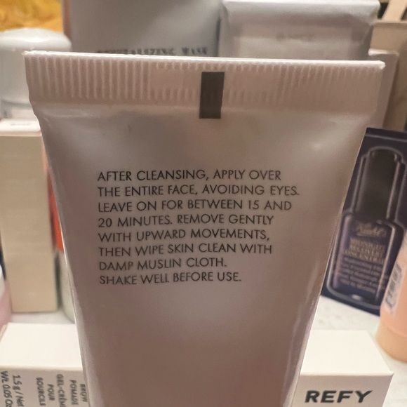 NWT Eve Lon rescue mask. 50 oz. Leave on 15-20 min. Rinse off. Easy! - Picture 5 of 8